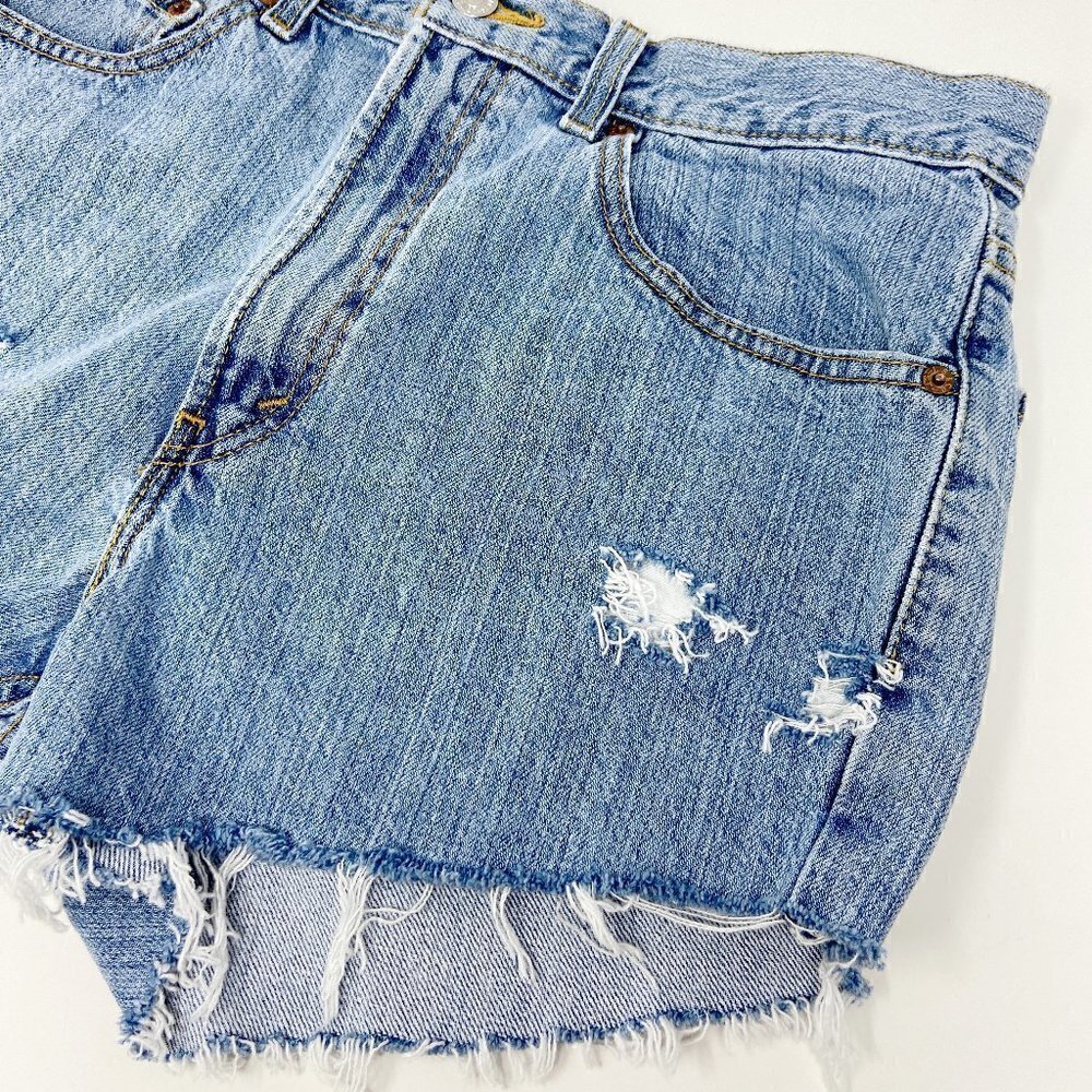 LEVI'S | Distressed Denim Cut-Off Shorts - Picture 4 of 9